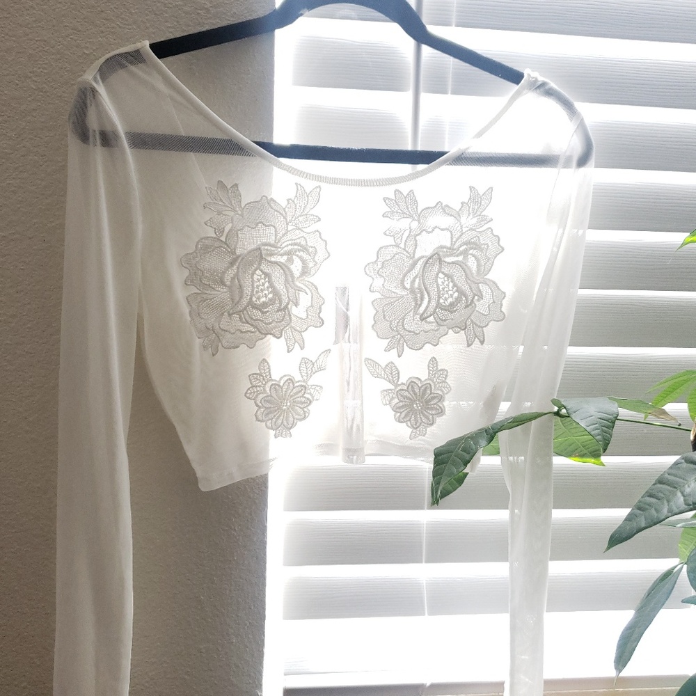 Floral sheer long sleeve